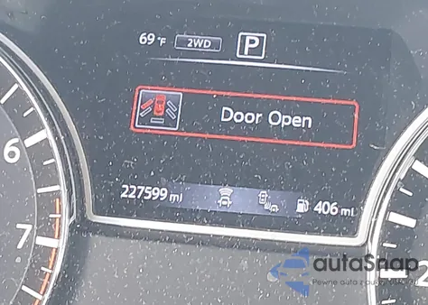 2019 Nissan Pathfinder Platinum z USA, uszkodzony, nr VIN 5N1DR2MM1KC642787